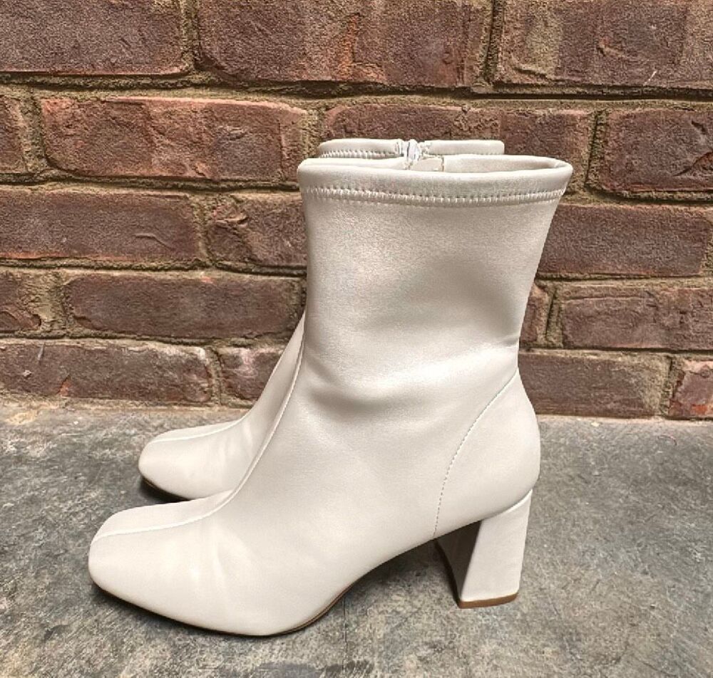 A New Day Women’s Cream Block Heel Bootie Size 9